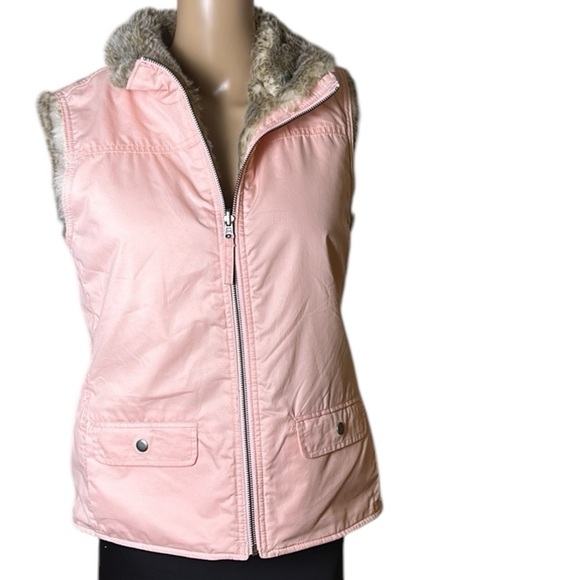 Gap vest, Reversable ,faux fur,cotton women med ,pockets ,blush pink ,no flaws - Picture 1 of 13